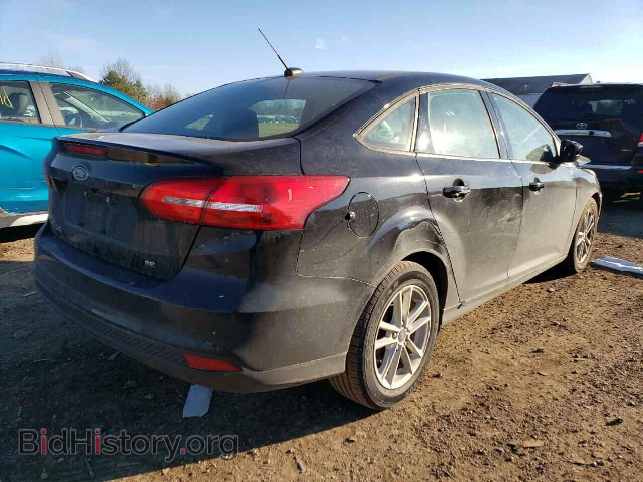 2018 FORD FOCUS - VIN: 1FADP3F2XJL320407 - Фото 3
