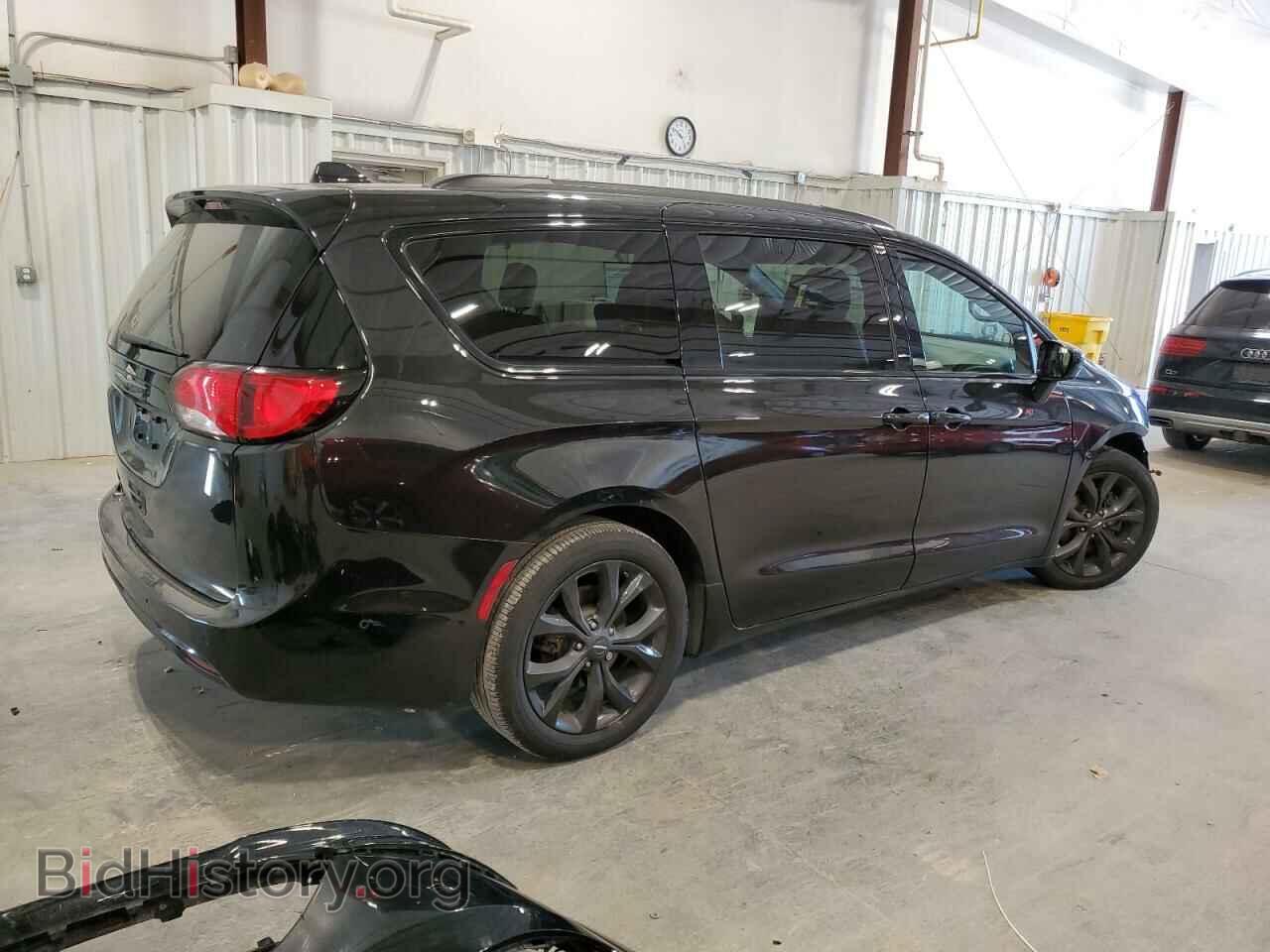 2019 CHRYSLER PACIFICA - VIN: 2C4RC1EG2KR581732 - Photo 3