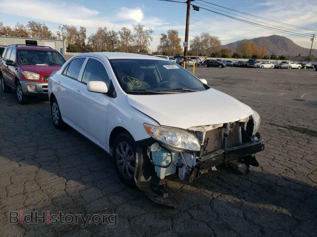 Фотография JTDBL40EX99048861 - TOYOTA COROLLA 2009