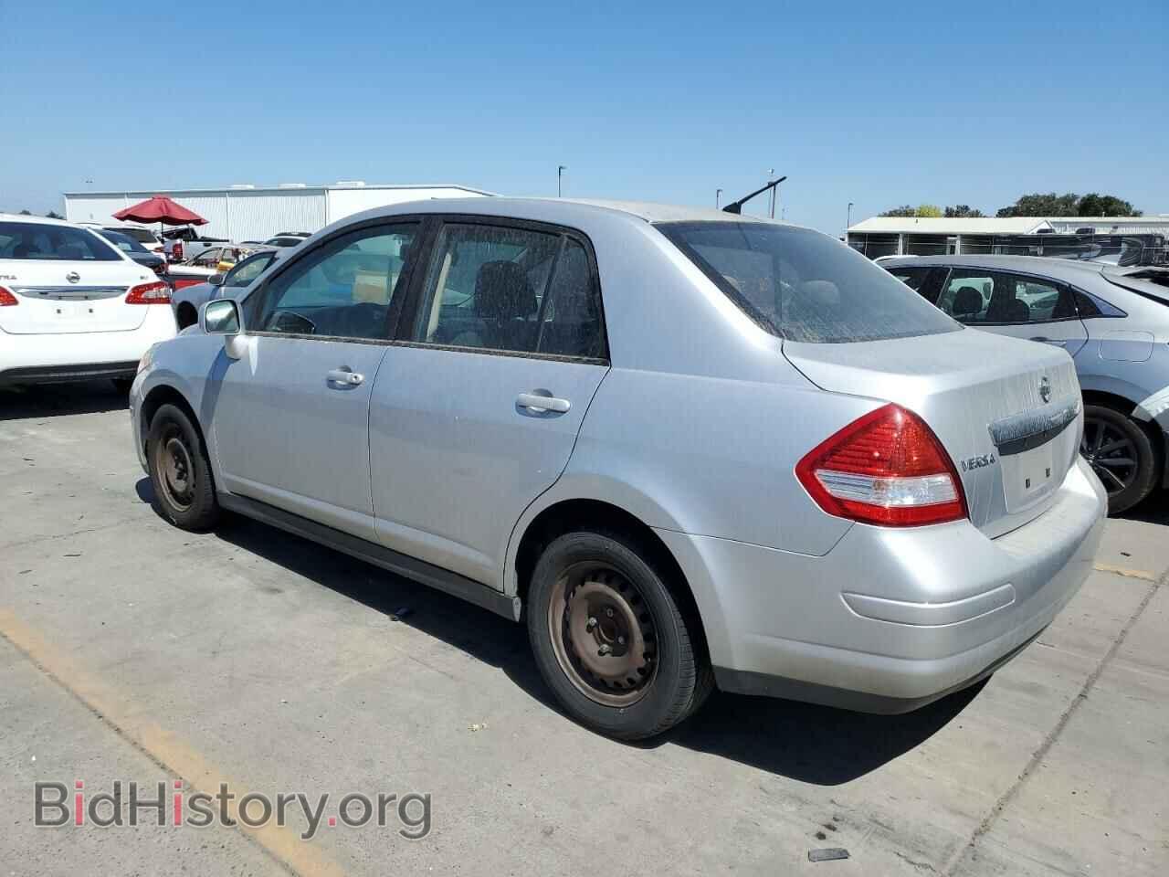 2011 NISSAN VERSA - VIN: 3N1BC1AP4BL462880 - Фото 2