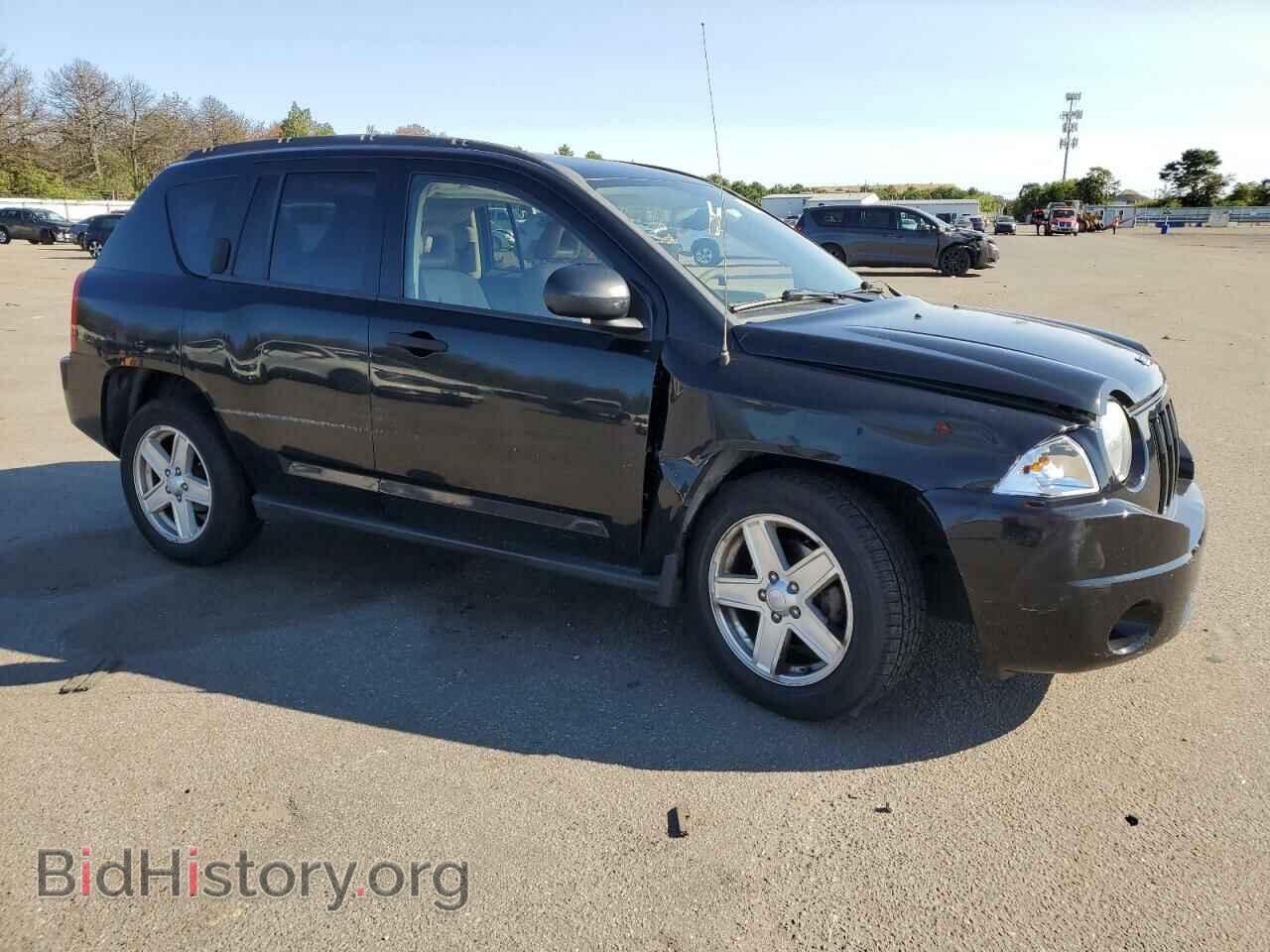 2007 JEEP COMPASS - VIN: 1J8FF47W17D166064 - Фото 4