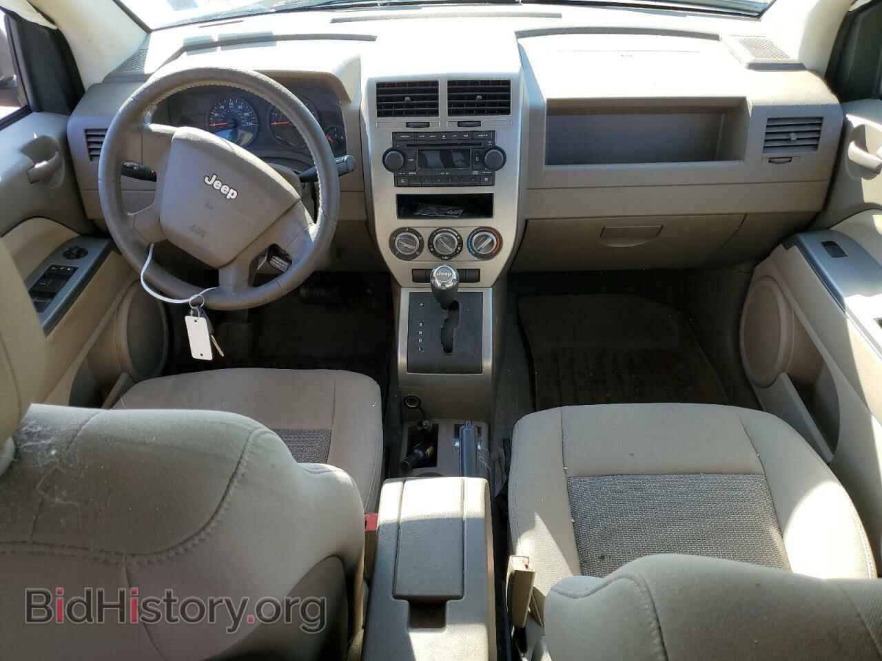 2007 JEEP COMPASS - VIN: 1J8FF47W17D166064 - Фото 8