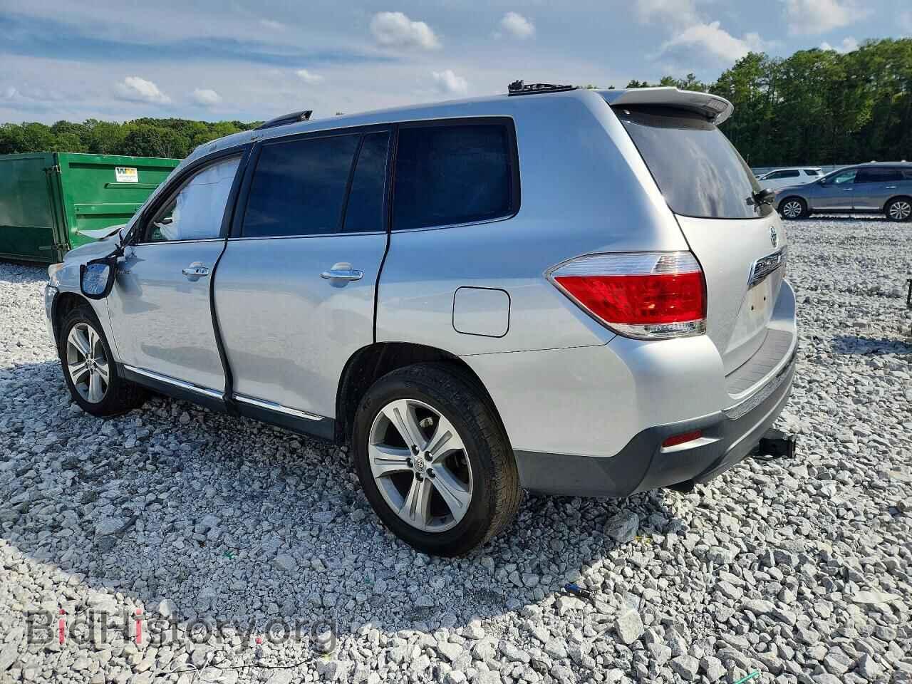 2013 TOYOTA HIGHLANDER - VIN: 5TDYK3EH8DS117096 - Photo 2