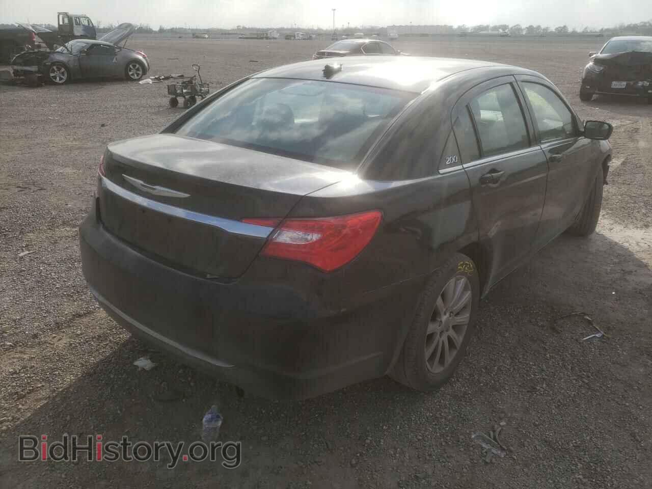 2013 CHRYSLER 200 - VIN: 1C3CCBAB6DN640291 - Фото 4