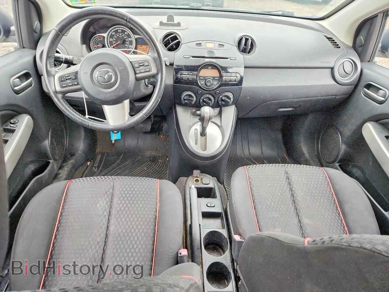 2012 Mazda 2 (VIN JM1DE1LZ5C0131657) — фото 8 из 12