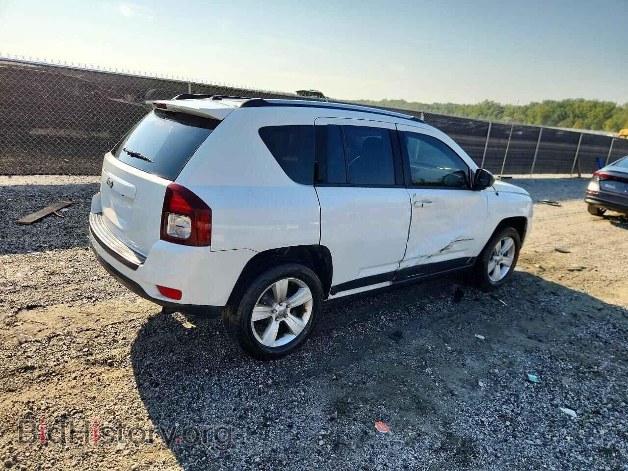 2014 JEEP COMPASS - VIN: 1C4NJDBB6ED825632 - Фото 3
