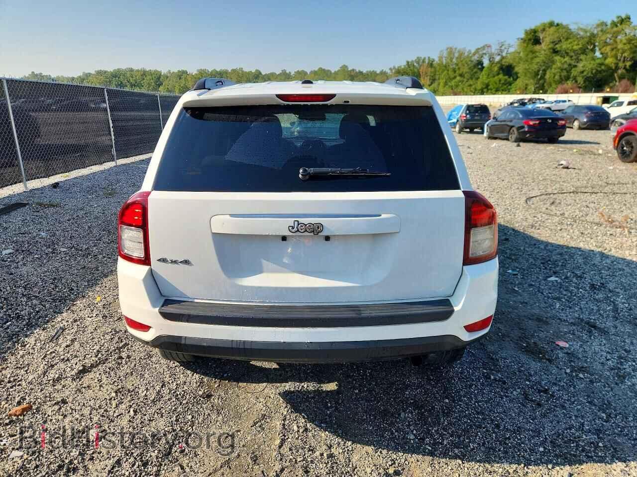 2014 JEEP COMPASS - VIN: 1C4NJDBB6ED825632 - Фото 6