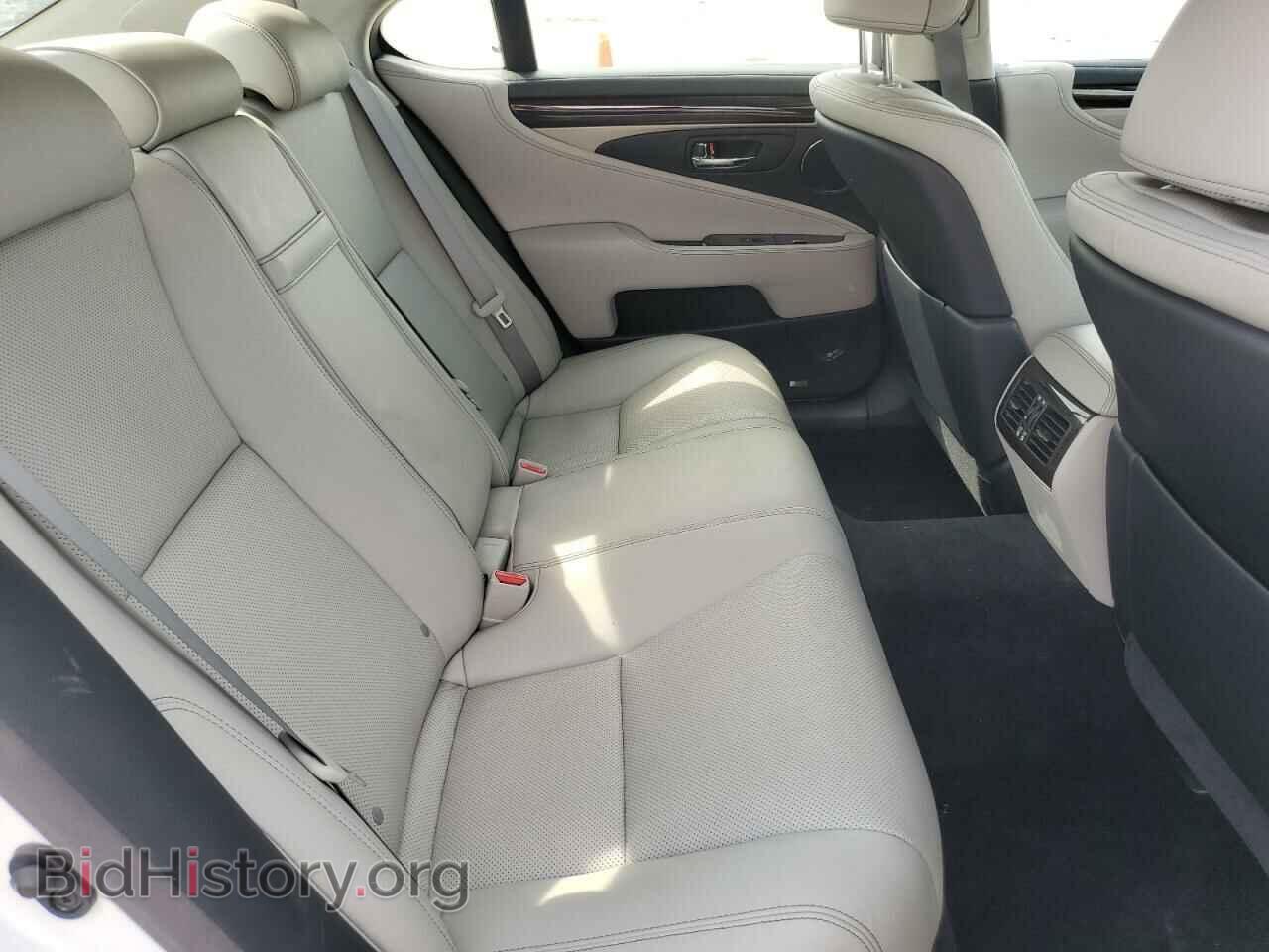 2014 LEXUS LS460 - VIN: JTHBL5EF3E5125285 - Photo 10