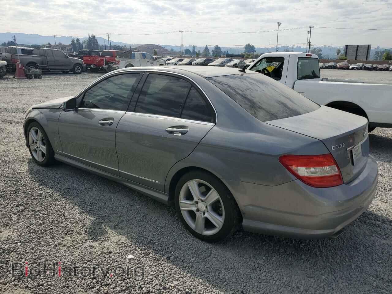 2010 MERCEDES-BENZ C-CLASS - VIN: WDDGF5EB5AR130122 - Фото 2