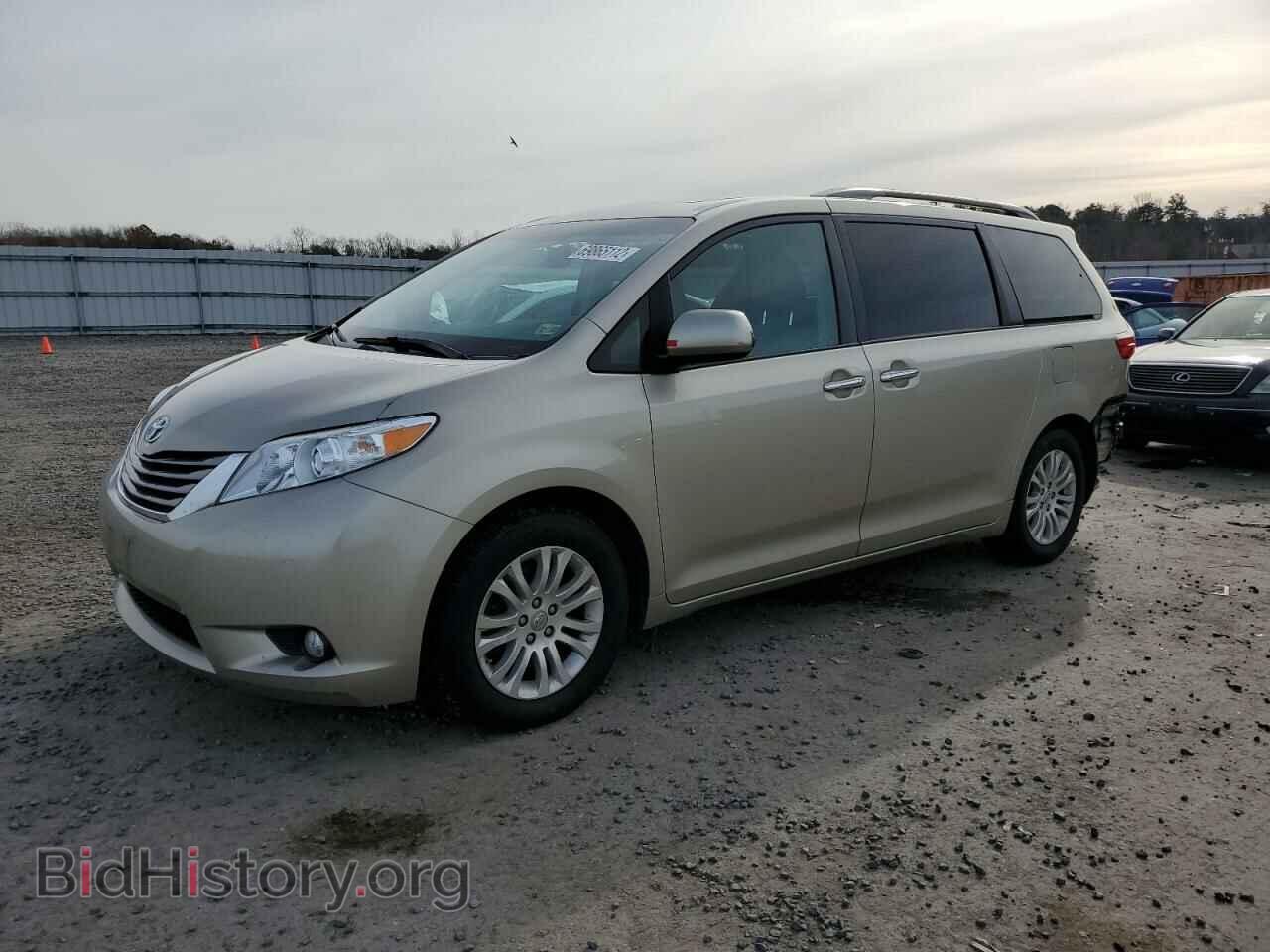 Фотография 5TDYZ3DC9HS804613 - TOYOTA SIENNA 2017