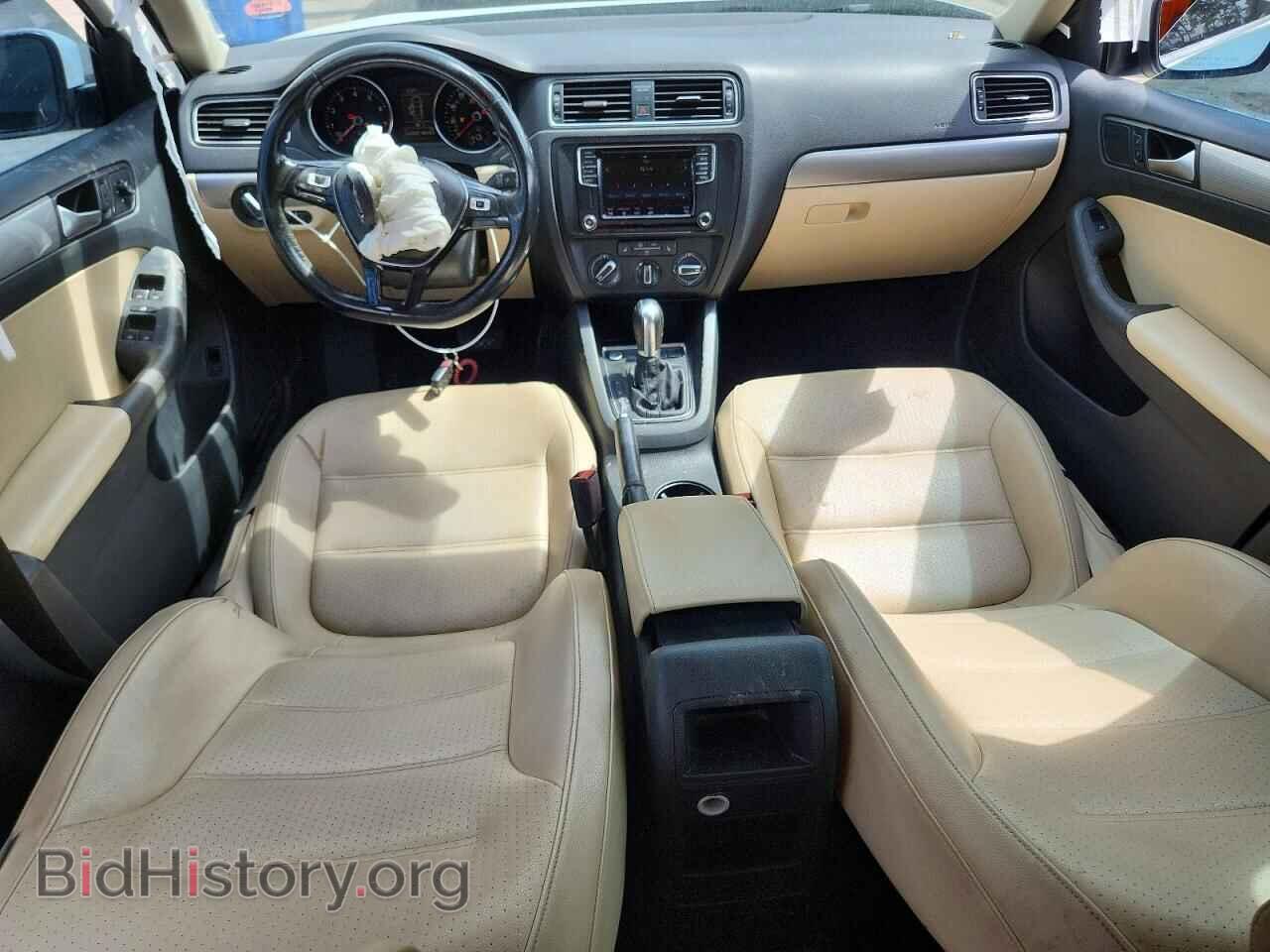 2017 VOLKSWAGEN JETTA - VIN: 3VWDB7AJ2HM394019 - Photo 8