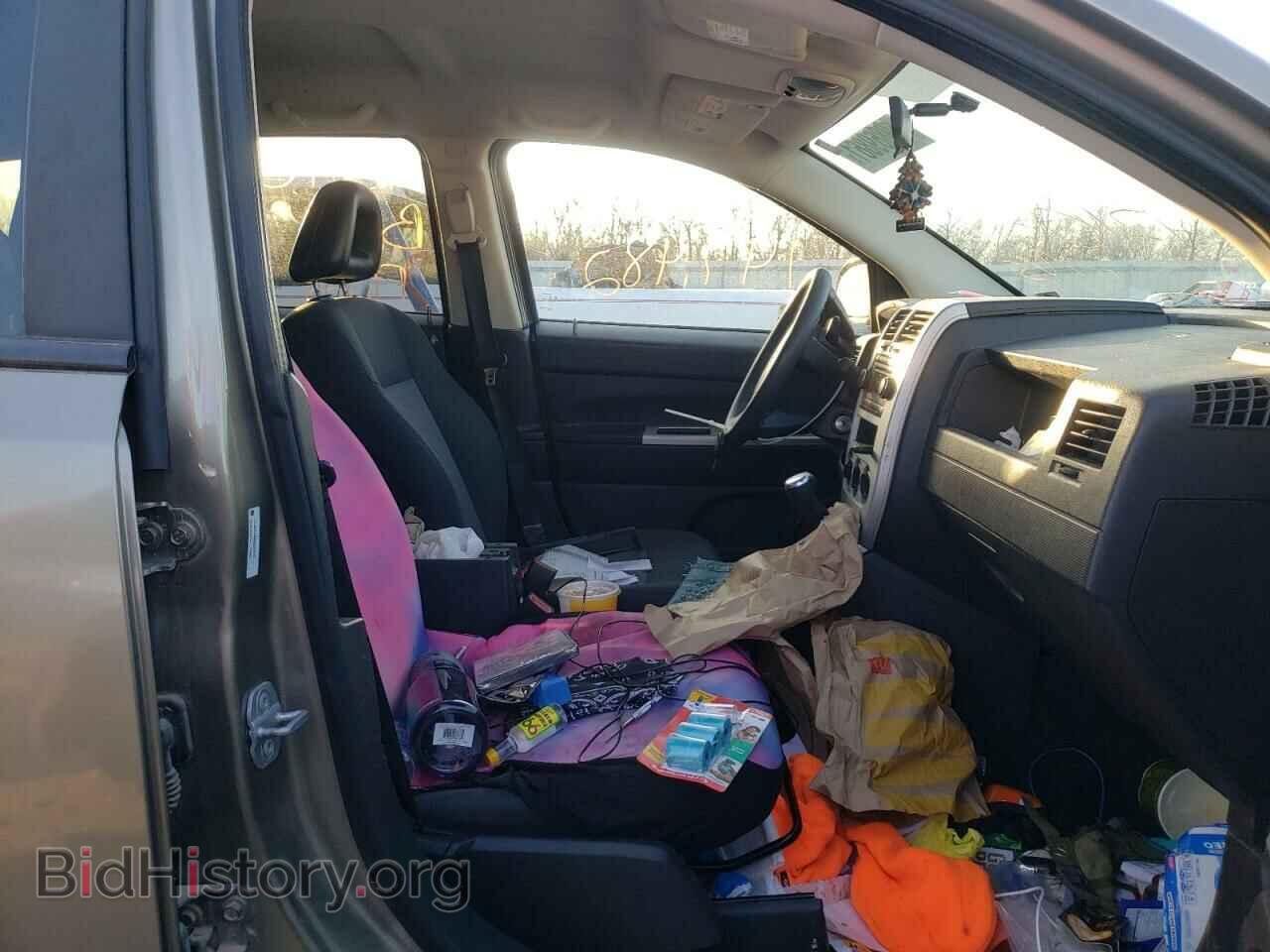 2008 JEEP COMPASS - VIN: 1J8FT47058D697256 - Photo 5