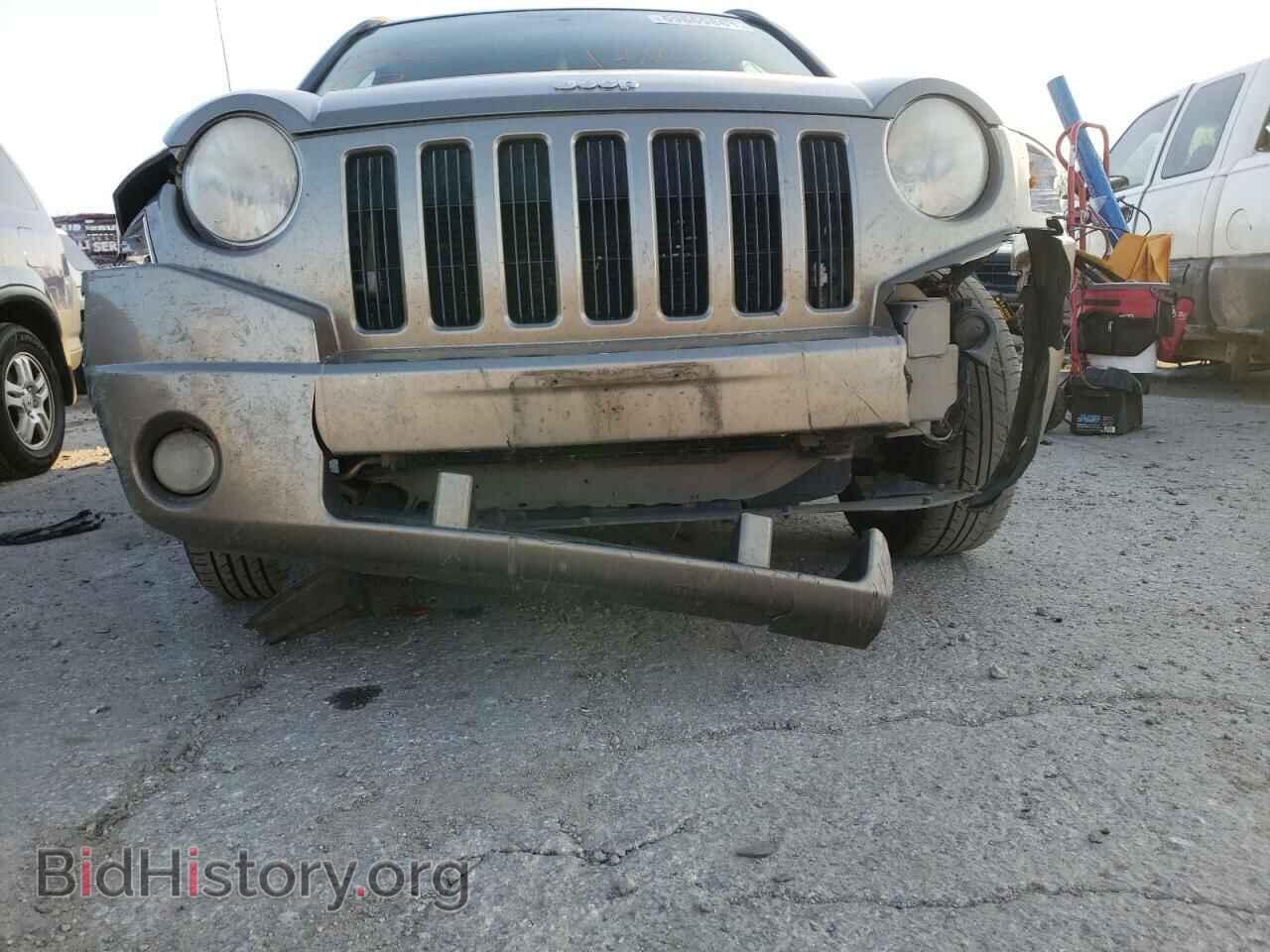 2008 JEEP COMPASS - VIN: 1J8FT47058D697256 - Photo 9