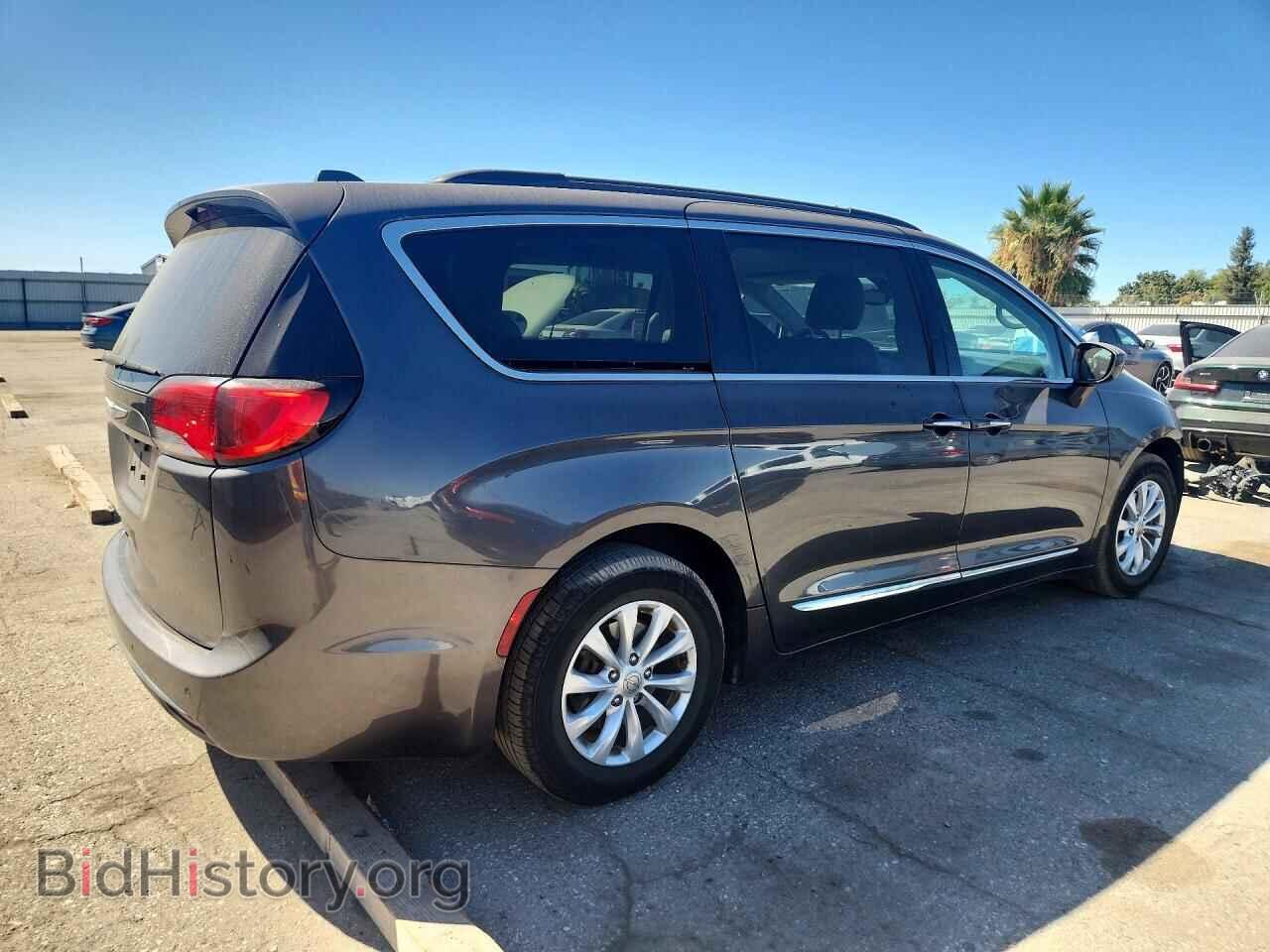 2017 CHRYSLER PACIFICA - VIN: 2C4RC1BG2HR516733 - Фото 3