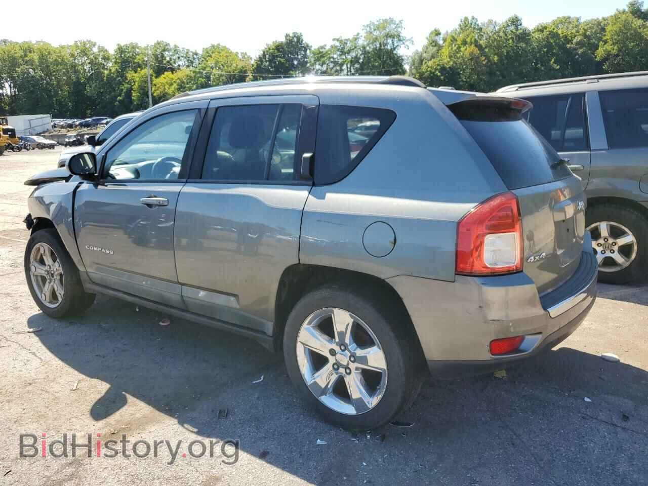 2011 JEEP COMPASS - VIN: 1J4NF5FB9BD275933 - Photo 2