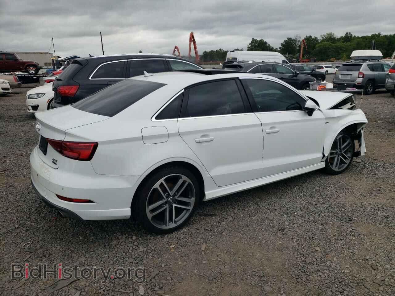 2018 AUDI A3 - VIN: WAUJ8GFF4J1044643 - Фото 3