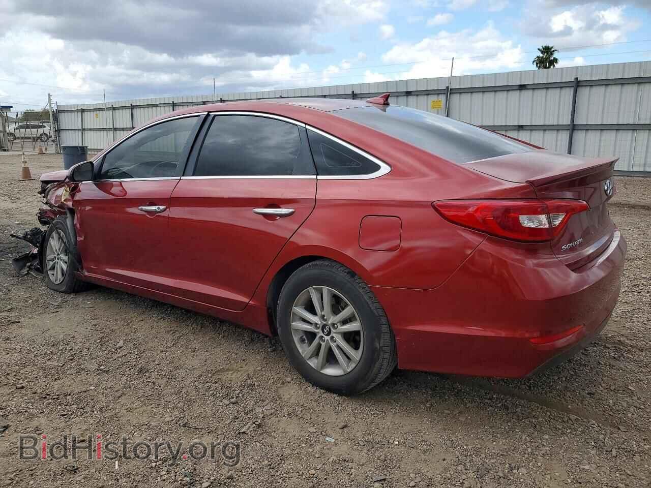 2015 HYUNDAI SONATA - VIN: 5NPE24AF7FH042543 - Фото 2