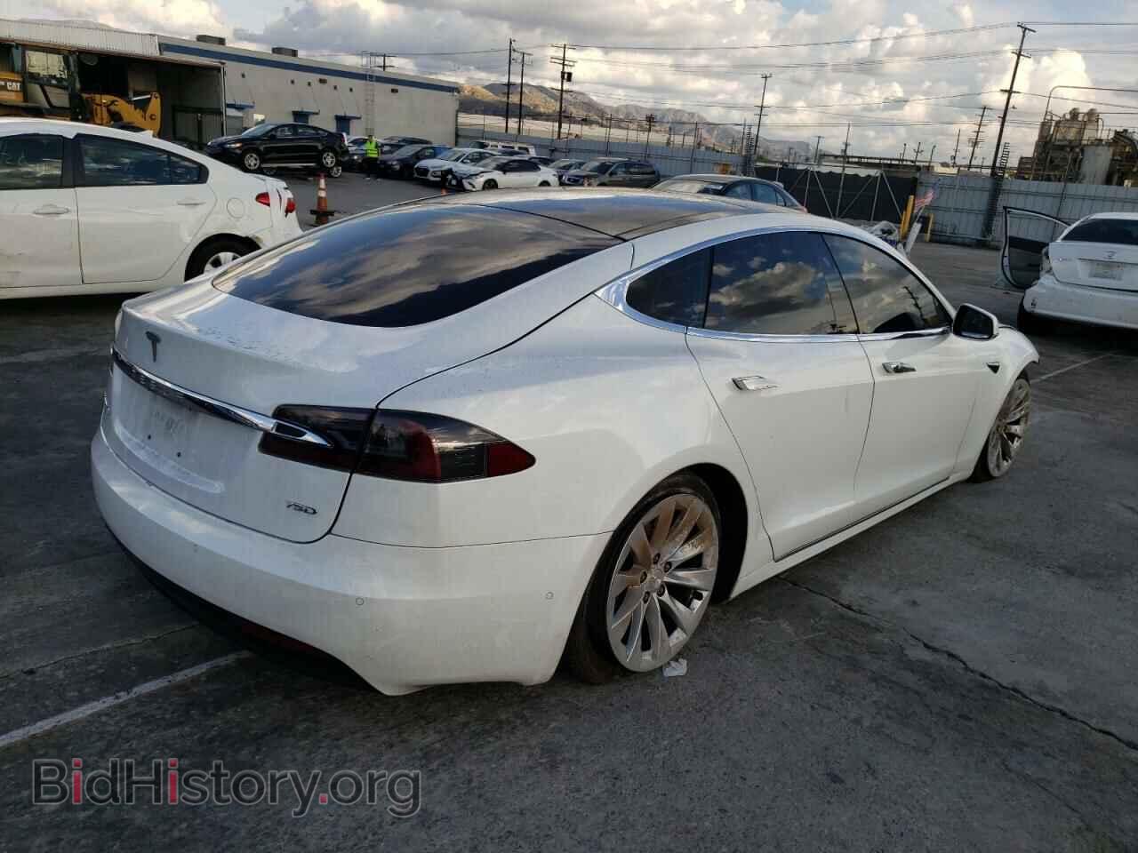 2018 TESLA MODEL S - VIN: 5YJSA1E21JF282920 - Фото 3