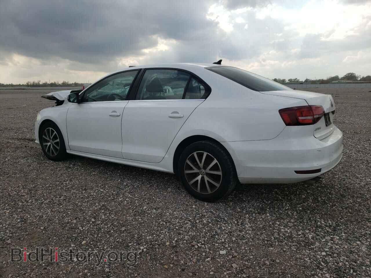 2017 VOLKSWAGEN JETTA - VIN: 3VWDB7AJ5HM360091 - Фото 2