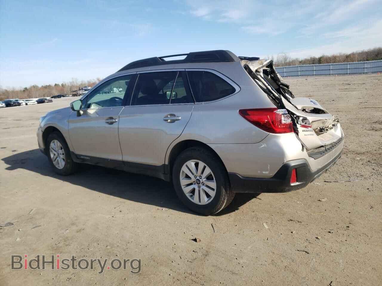 2018 SUBARU OUTBACK - VIN: 4S4BSACC7J3241838 - Фото 2
