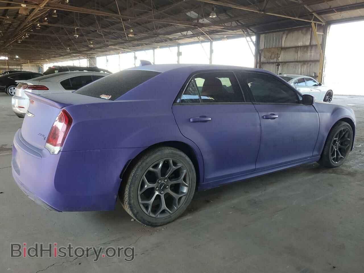 2017 CHRYSLER 300 - VIN: 2C3CCABG7HH639167 - Фото 3
