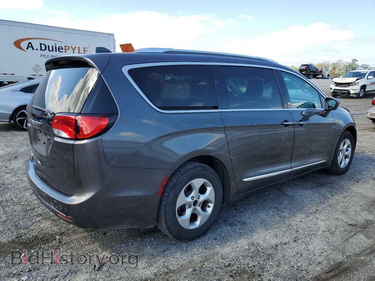2017 CHRYSLER PACIFICA - VIN: 2C4RC1EG5HR720986 - Фото 3