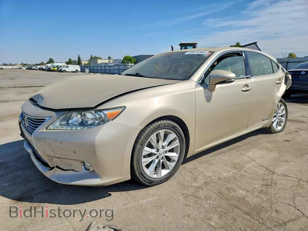 Фотография JTHBW1GG6E2065204 - LEXUS ES300 2014
