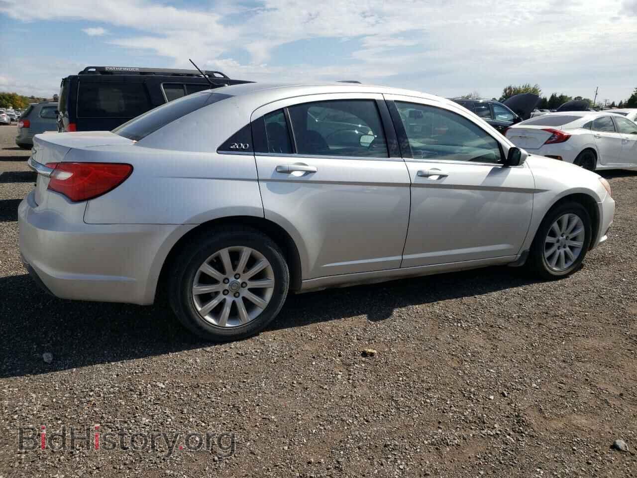 2011 CHRYSLER 200 - VIN: 1C3BC1FG2BN581795 - Фото 3