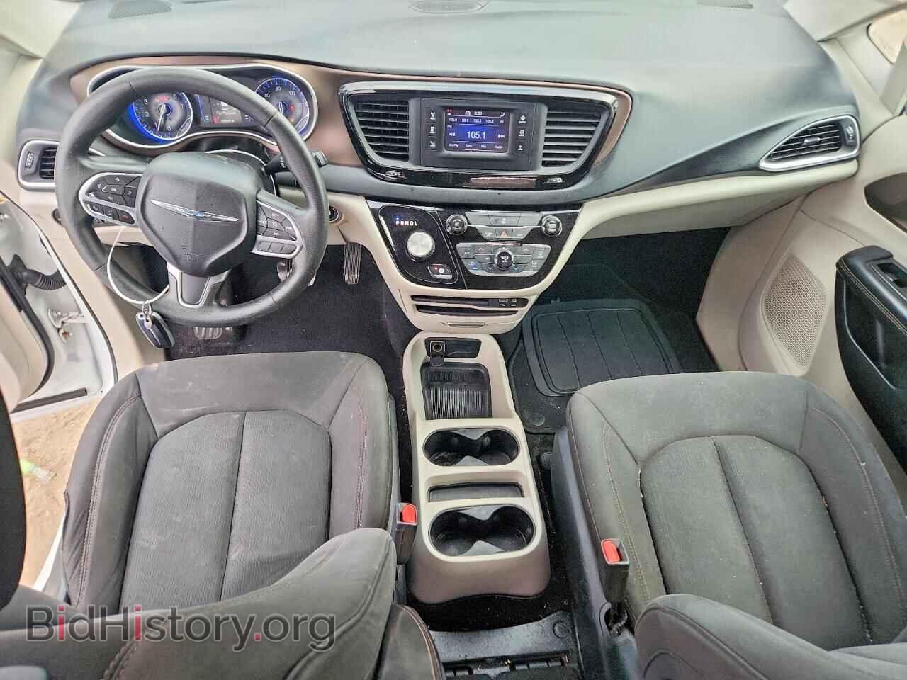 2017 CHRYSLER PACIFICA - VIN: 2C4RC1CGXHR598077 - Photo 8