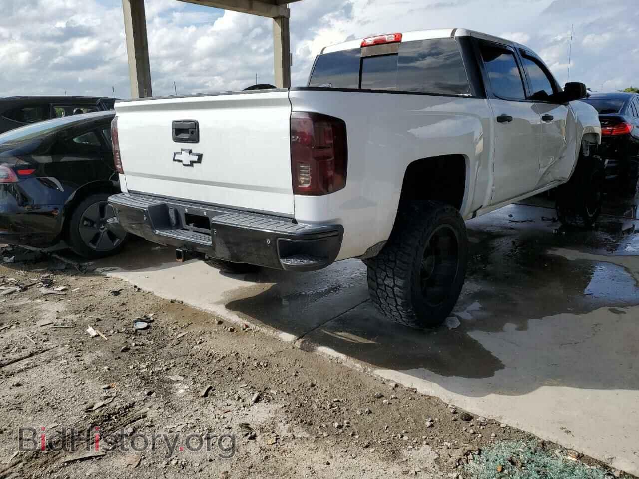 2018 CHEVROLET ALL Models - VIN: 3GCUKSEC5JG556246 - Фото 3