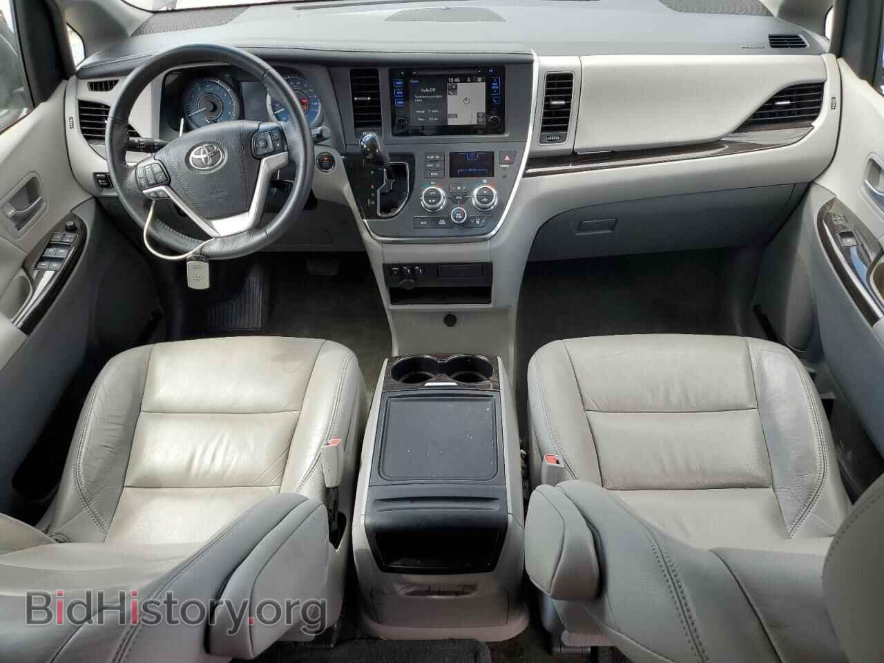 2017 TOYOTA All Models - VIN: 5TDYZ3DC1HS890063 - Фото 8