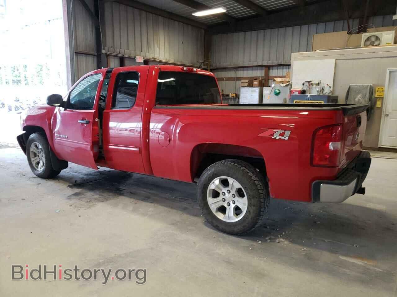 2010 CHEVROLET ALL Models - VIN: 1GCSKSE3XAZ255155 - Фото 2