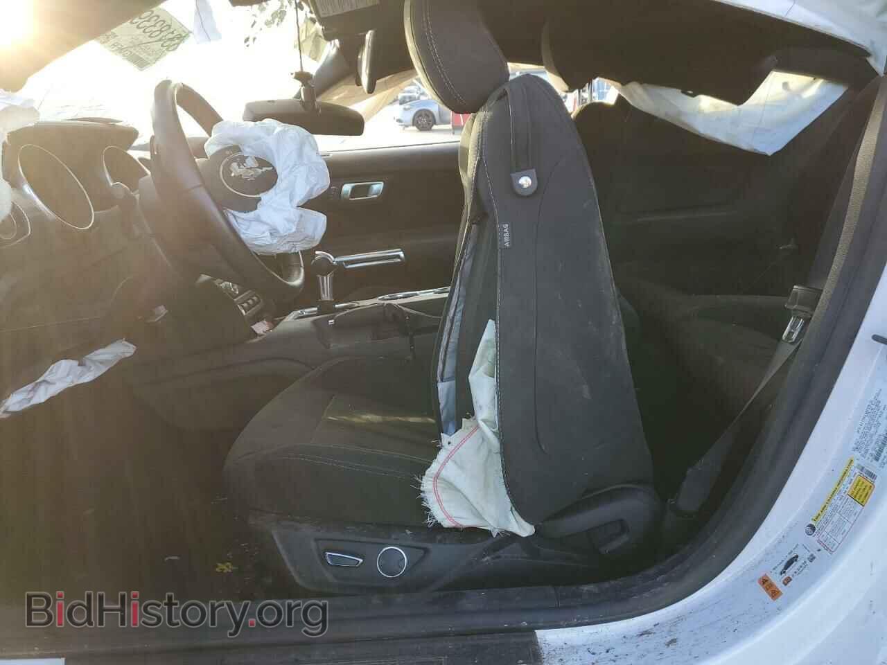 2019 FORD MUSTANG - VIN: 1FA6P8CF6K5174882 - Фото 7
