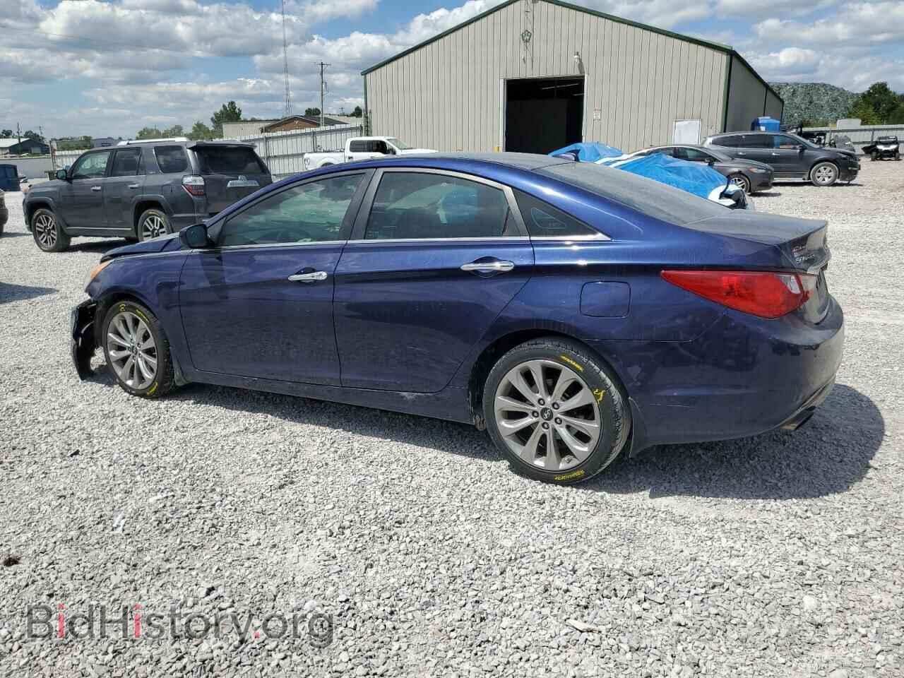 2013 HYUNDAI SONATA - VIN: 5NPEC4AC6DH579548 - Фото 2