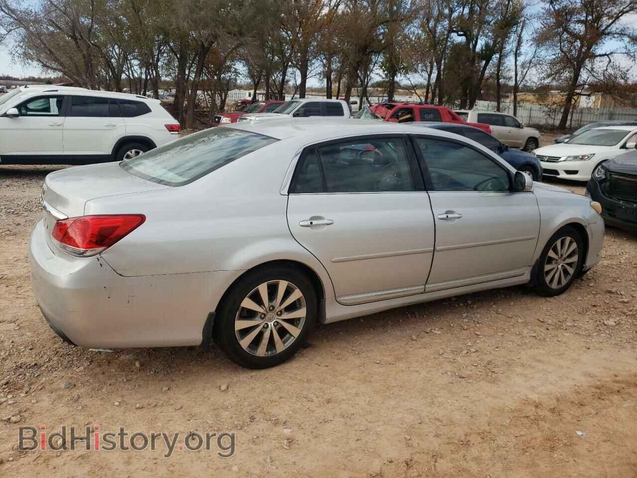 2011 TOYOTA AVALON - VIN: 4T1BK3DBXBU410148 - Фото 3