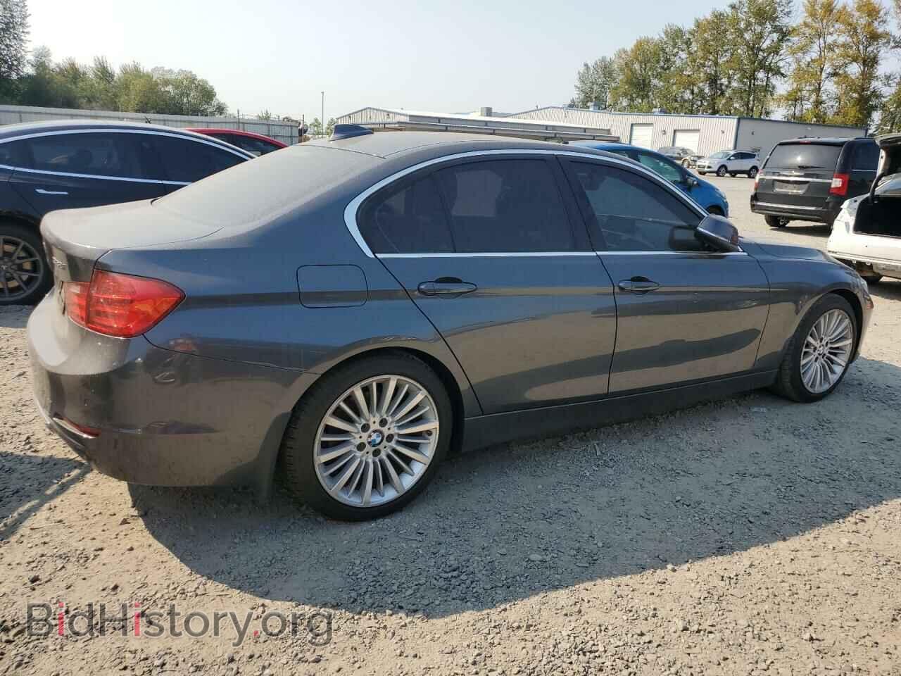 2014 BMW 3 SERIES - VIN: WBA3A5C58EJ464165 - Фото 3