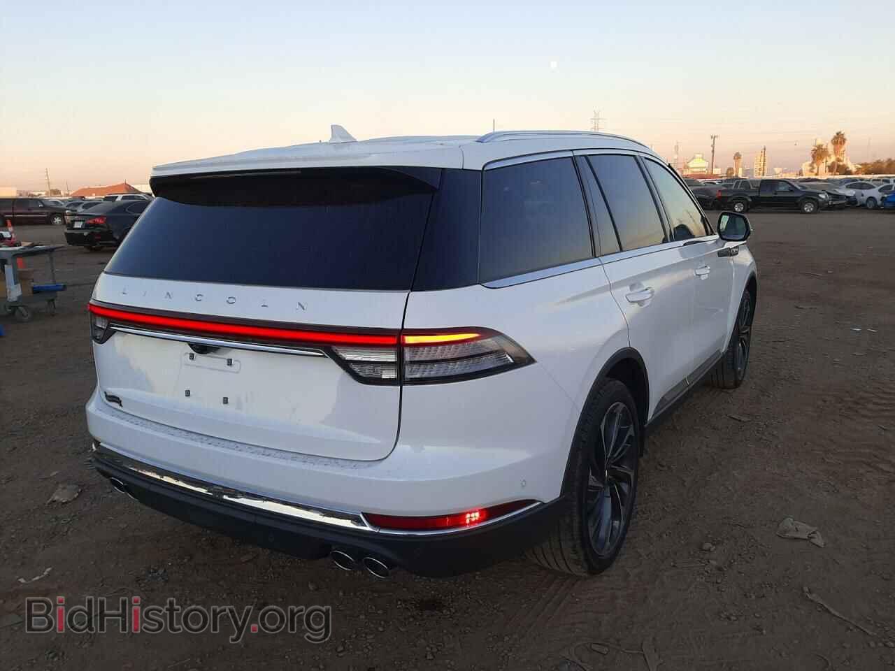 2021 LINCOLN AVIATOR - VIN: 5LM5J7XC3MGL17546 - Фото 4