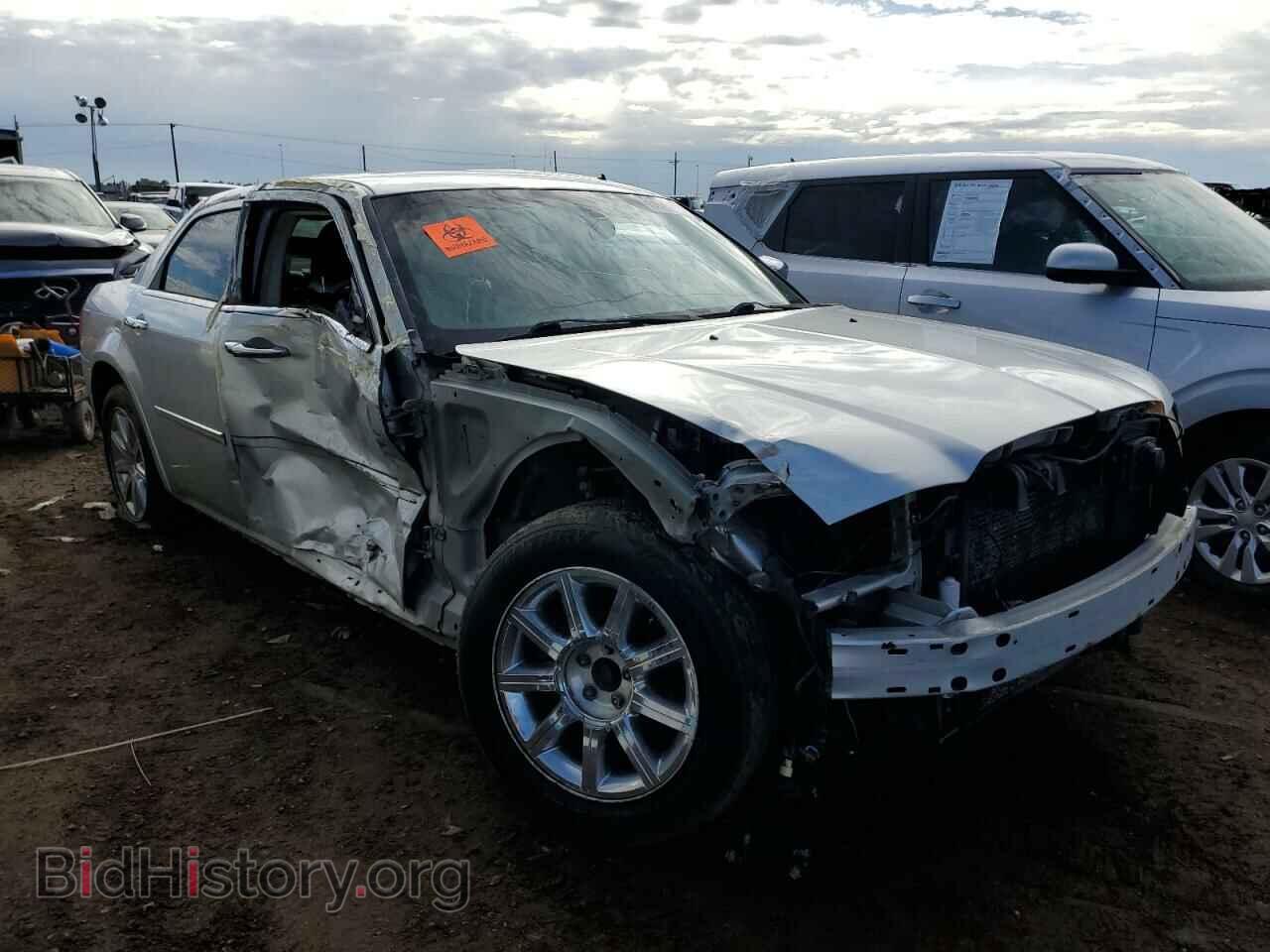 2010 CHRYSLER 300 - VIN: 2C3CA6CT5AH125967 - Фото 4