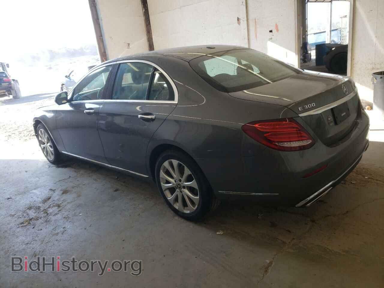 2018 MERCEDES-BENZ E-CLASS - VIN: WDDZF4JB4JA450247 - Фото 2