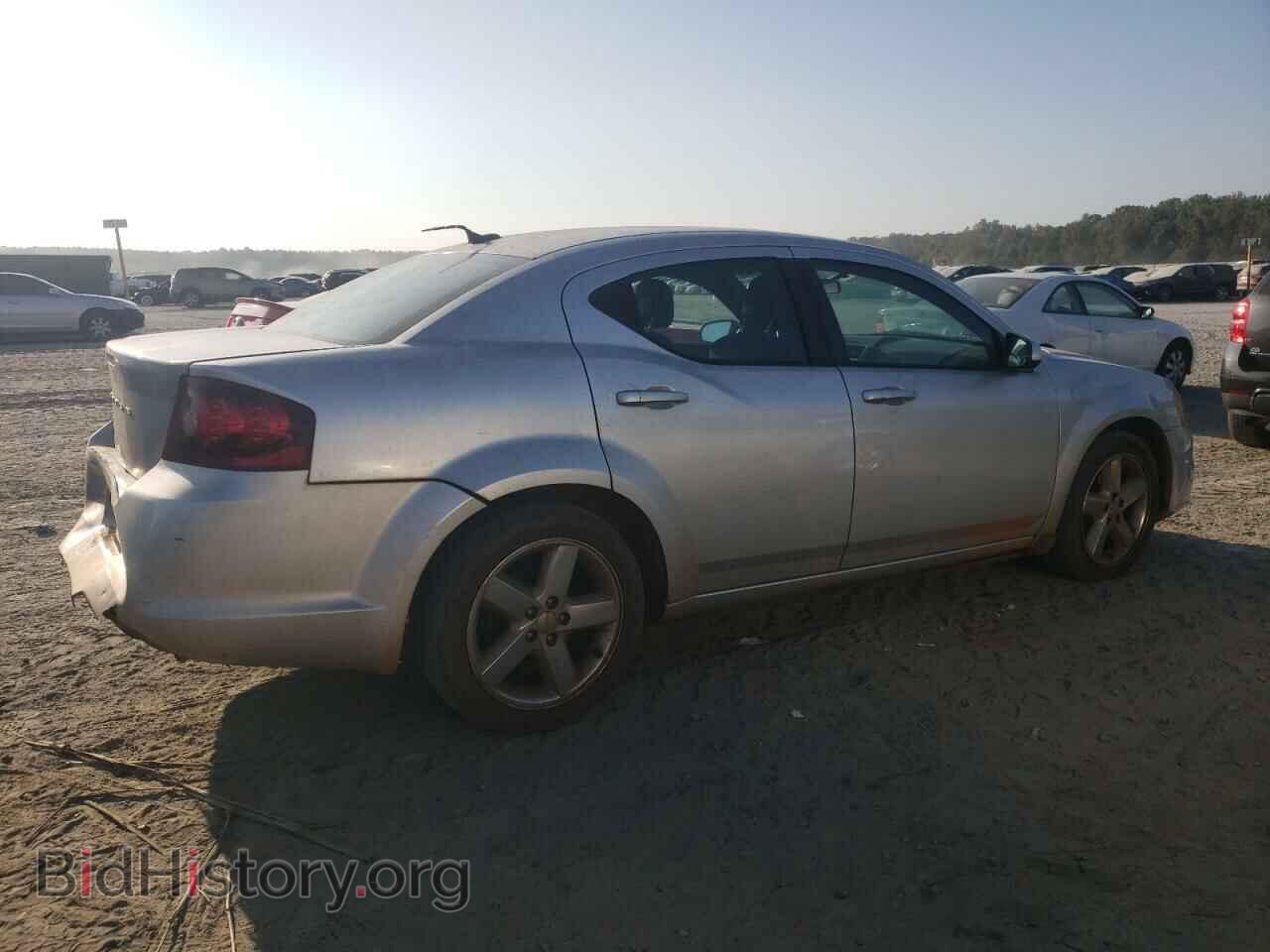 2011 DODGE AVENGER - VIN: 1B3BD1FB4BN560896 - Фото 3