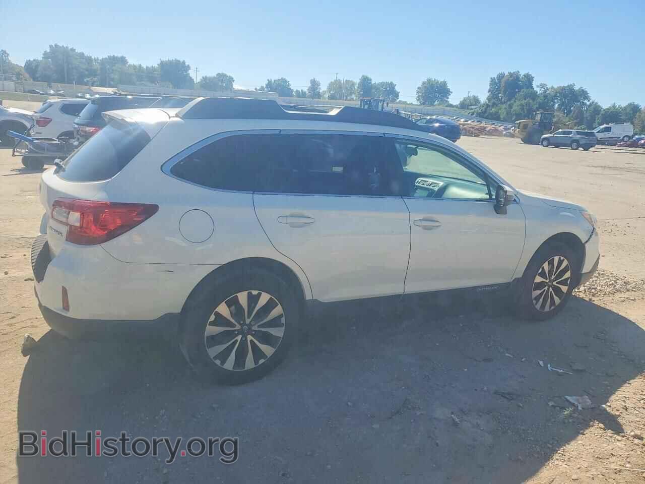 2016 SUBARU OUTBACK - VIN: 4S4BSBJC2G3232286 - Фото 3