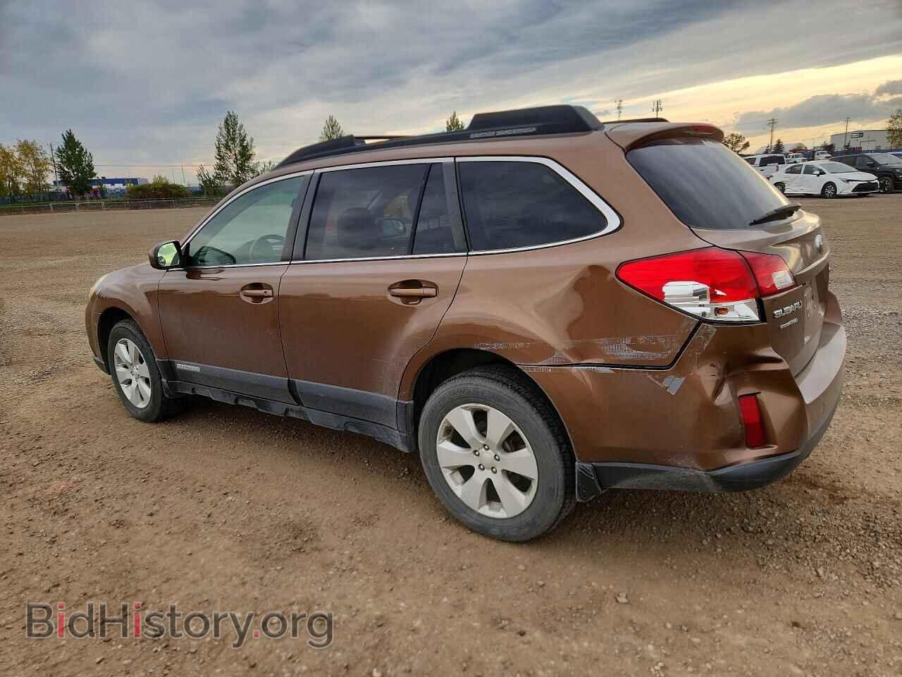 2011 SUBARU OUTBACK - VIN: 4S4BRHBC8B3318983 - Фото 2