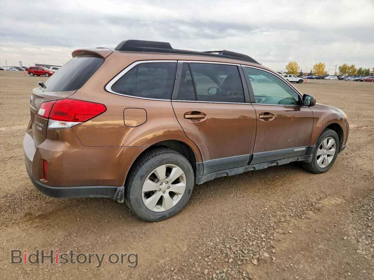 2011 SUBARU OUTBACK - VIN: 4S4BRHBC8B3318983 - Фото 3