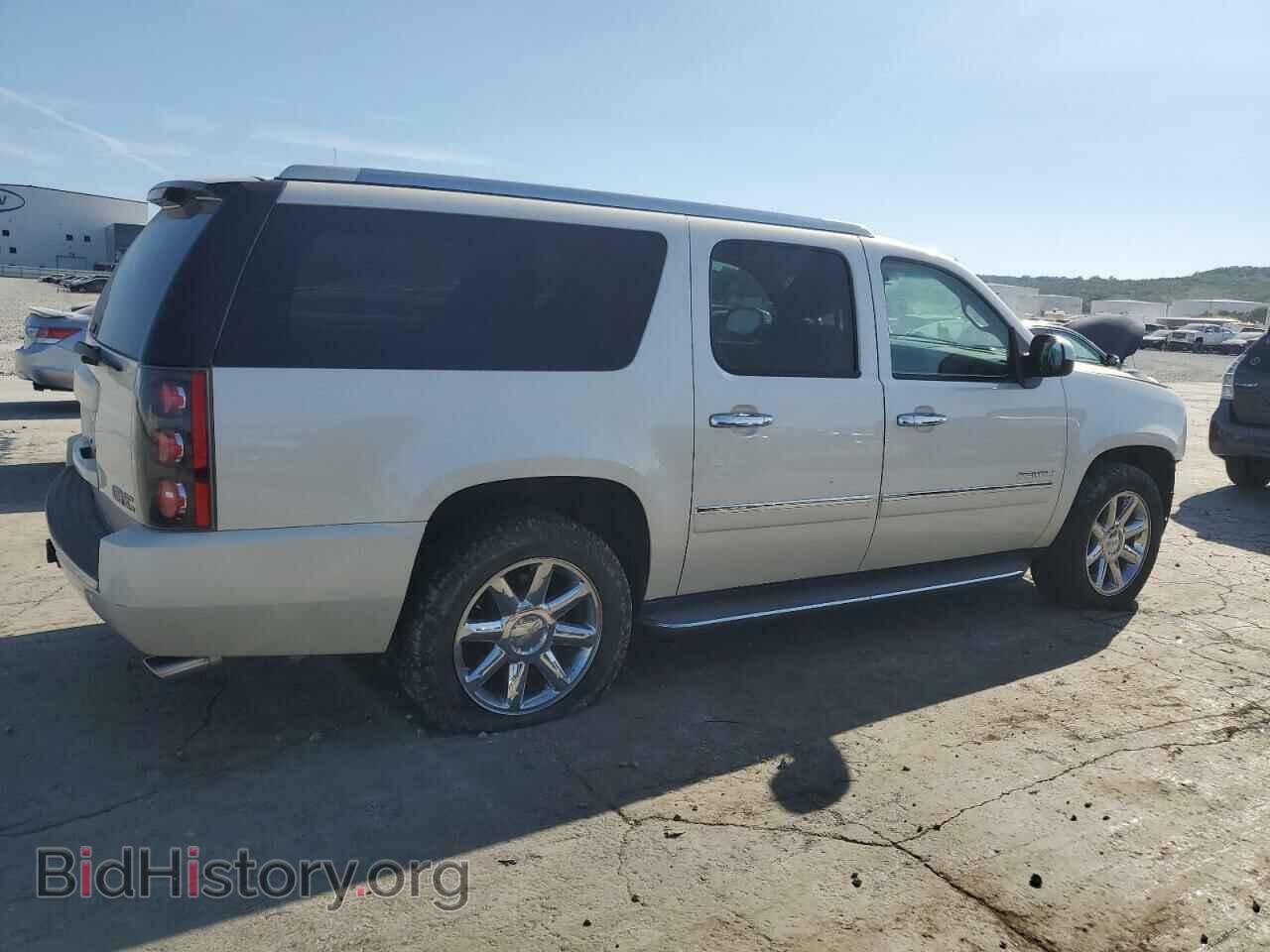 2013 GMC YUKON - VIN: 1GKS1MEF0DR357856 - Фото 3