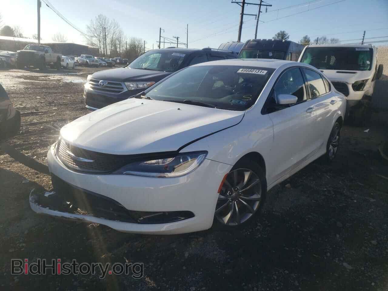 2015 CHRYSLER 200 - VIN: 1C3CCCBGXFN581104 - Фото 2