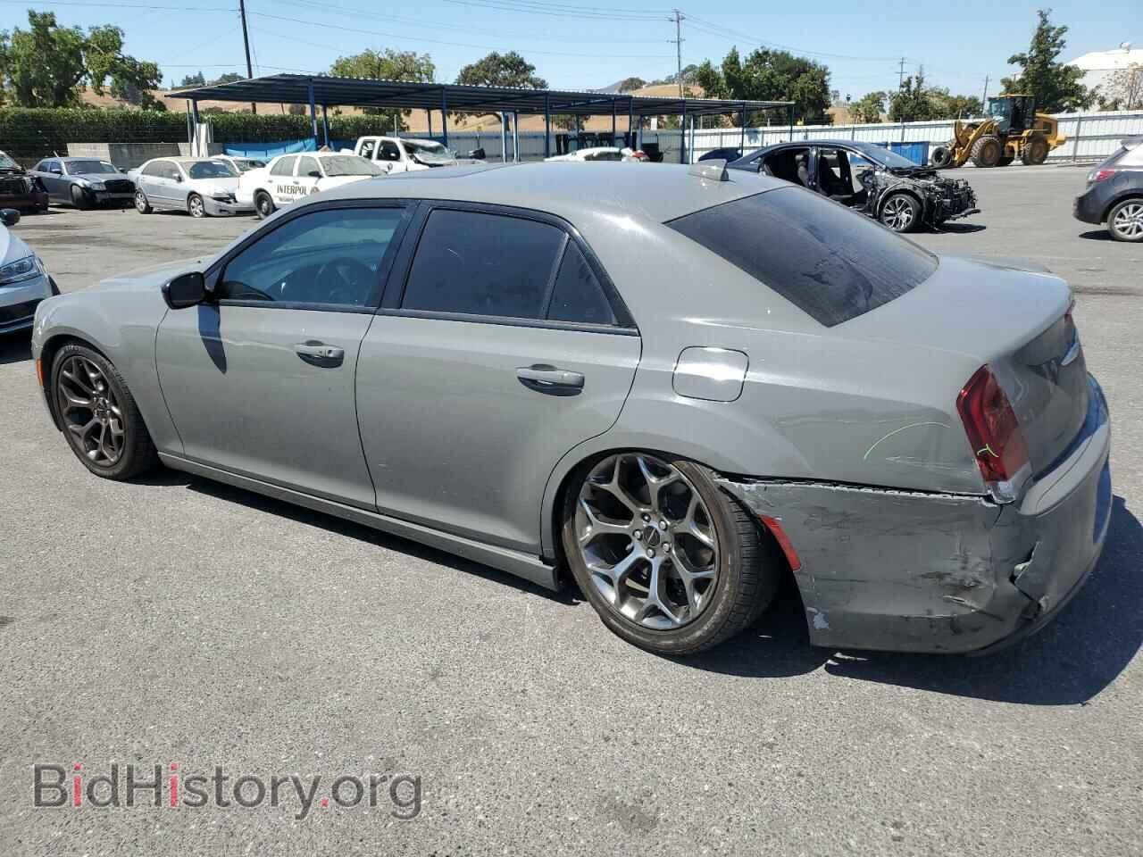 2018 CHRYSLER 300 - VIN: 2C3CCAAG1JH190267 - Фото 2