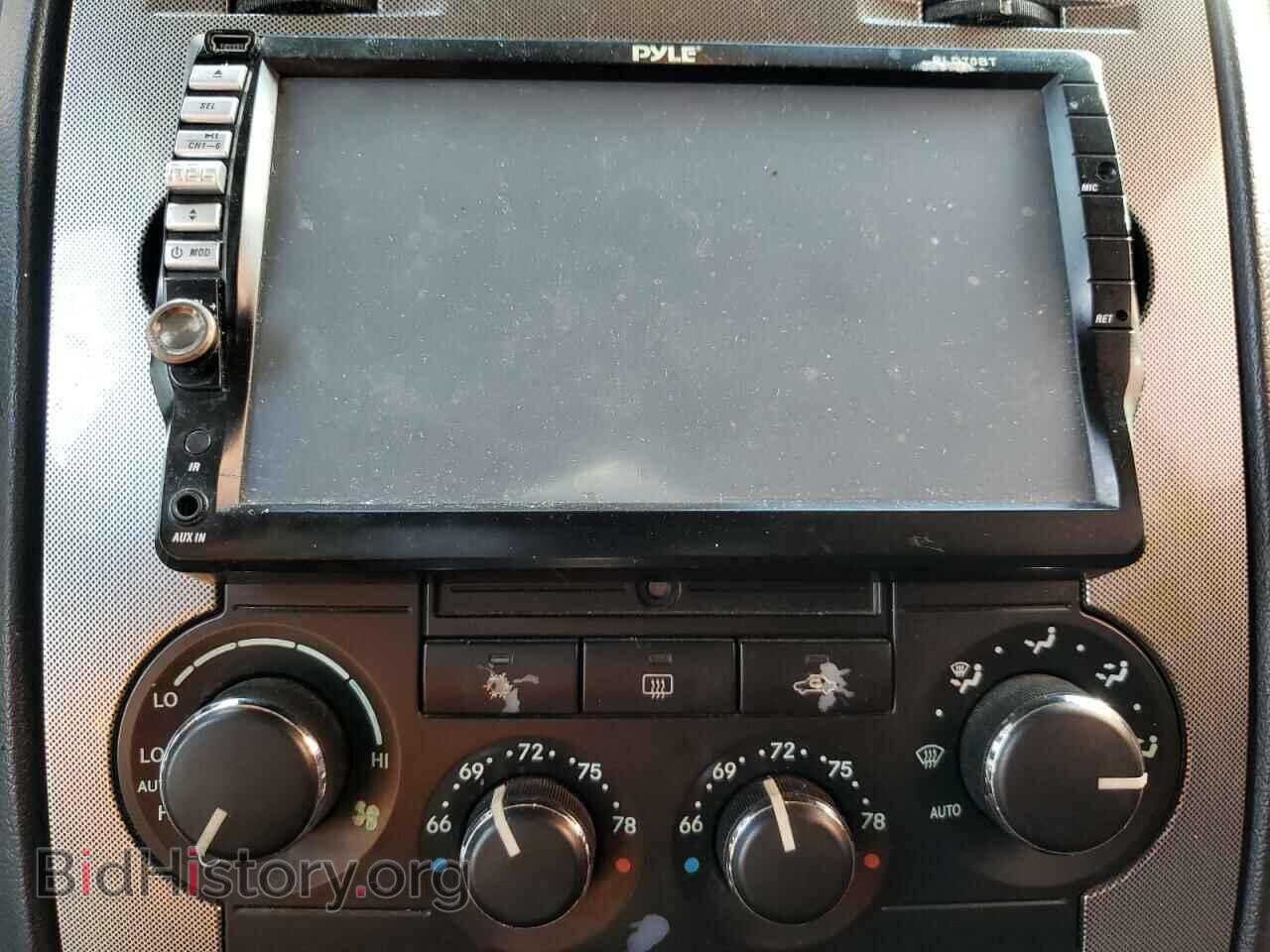 2006 CHRYSLER 300 - VIN: 2C3AA53G75H156843 - Фото 9