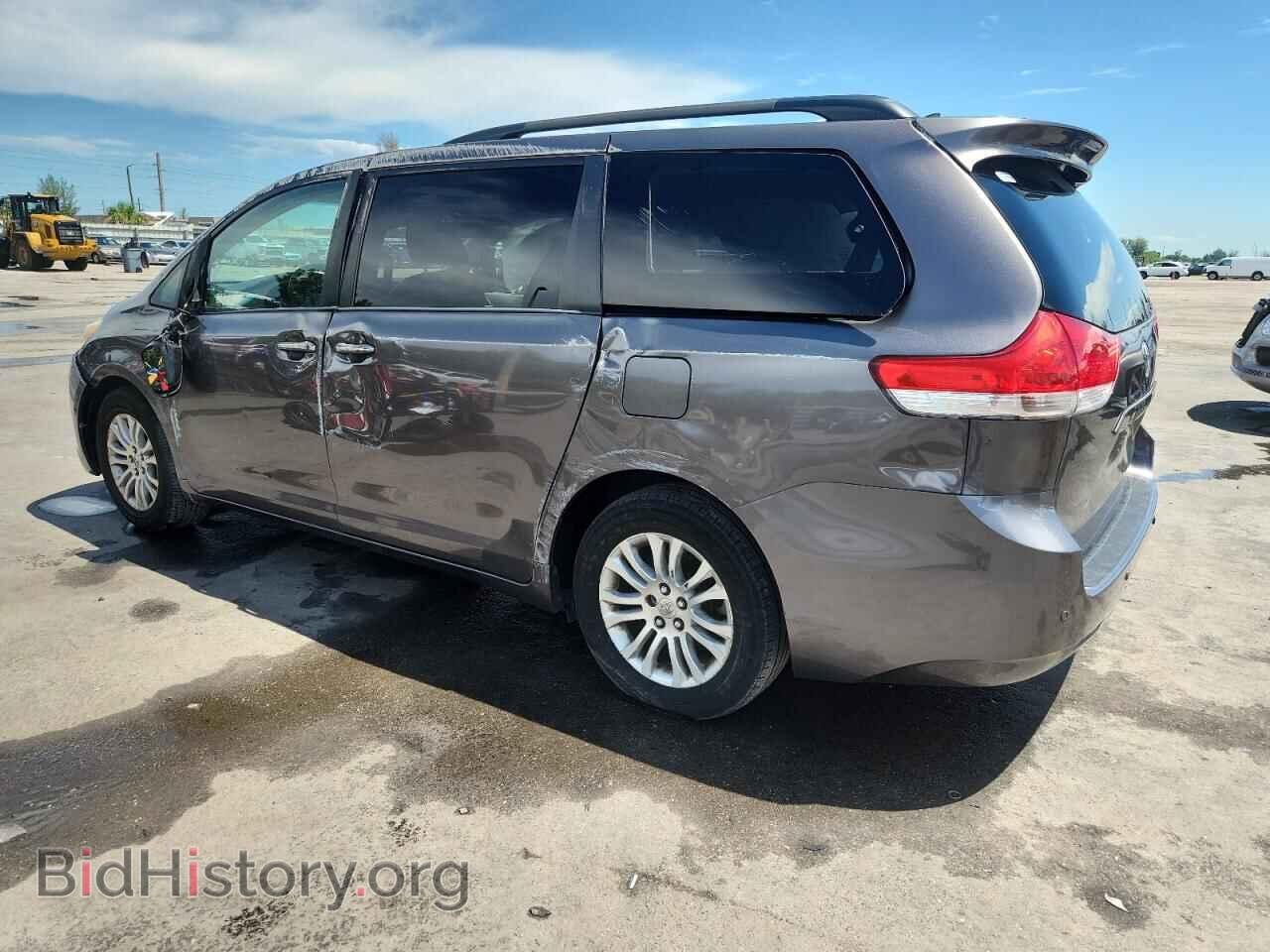 2012 TOYOTA All Models - VIN: 5TDYK3DC8CS274048 - Фото 2