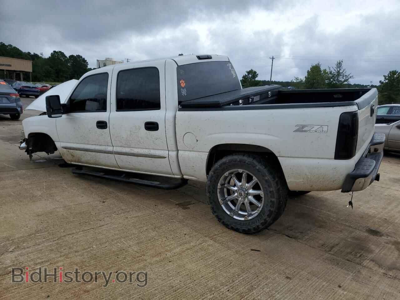 2005 GMC All Models - VIN: 2GTEK13T651215065 - Photo 2