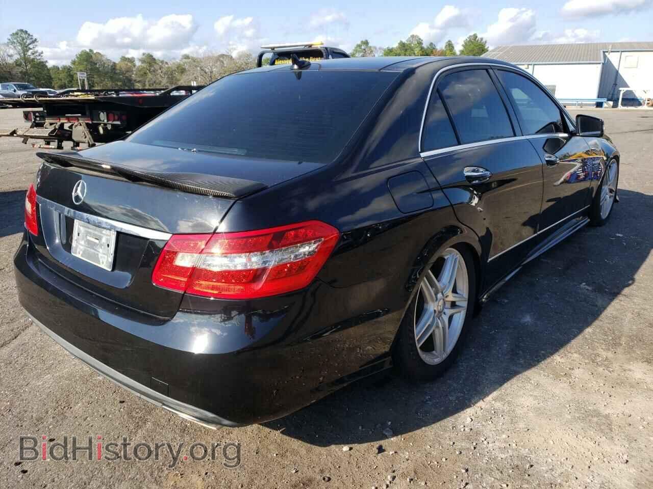 2011 MERCEDES-BENZ E-CLASS - VIN: WDDHF7CB4BA266213 - Фото 3